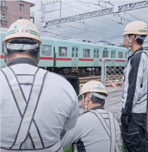 作業中の後ろ姿